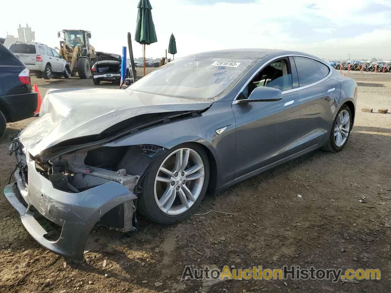 2013 TESLA MODEL S, 5YJSA1DP0DFP23695