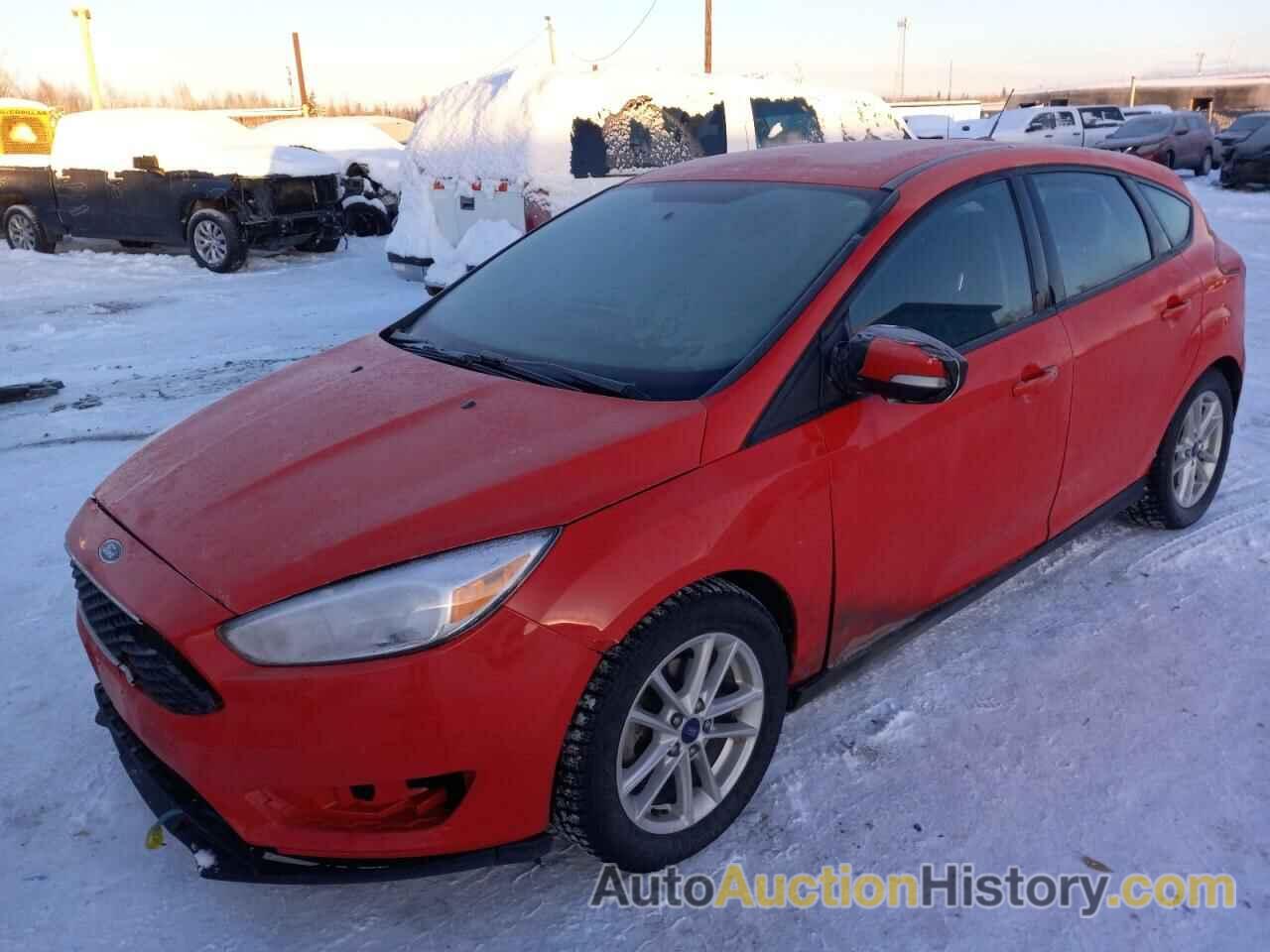 FORD FOCUS SE, 1FADP3K29HL217995