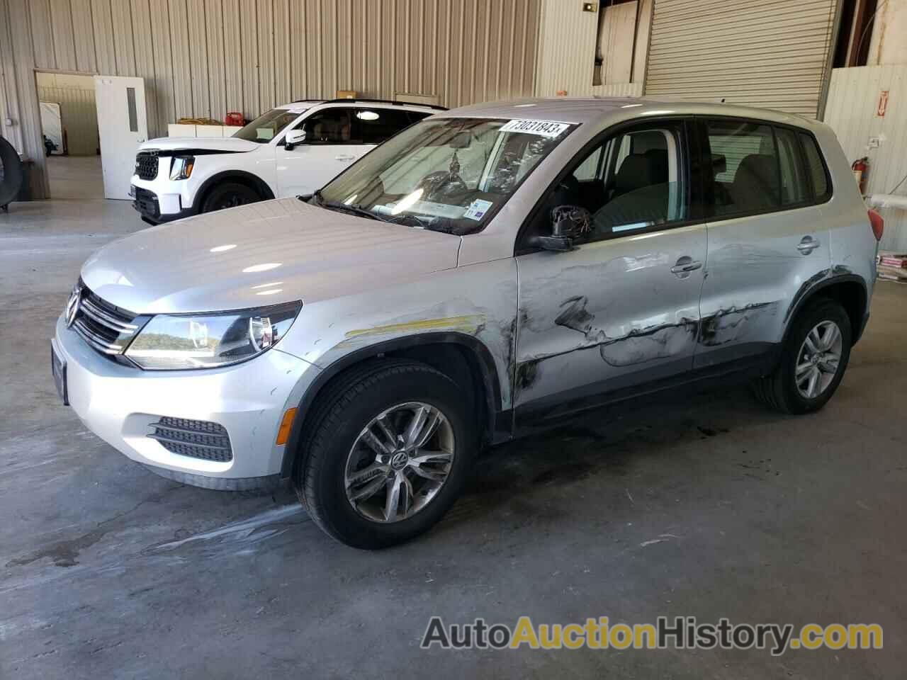 VOLKSWAGEN TIGUAN S, WVGAV7AX4DW542243