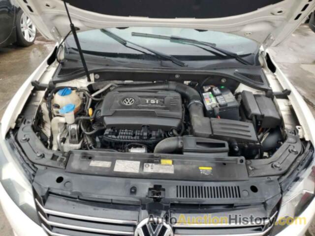 VOLKSWAGEN PASSAT S, 1VWAT7A34FC081716