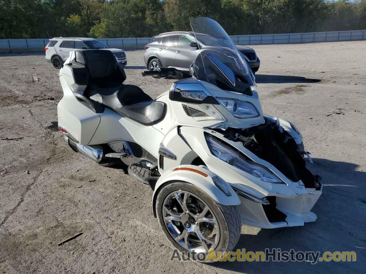 2019 CAN-AM SPYDER RT, 2BXNBDD26KV003584