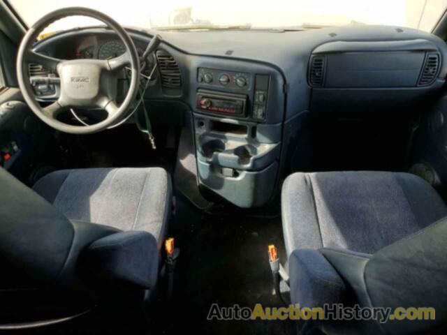 GMC SAFARI XT, 1GKDM19WXYB515577