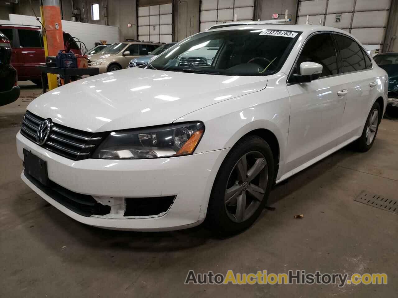 2013 VOLKSWAGEN PASSAT SE, 1VWBP7A34DC117068