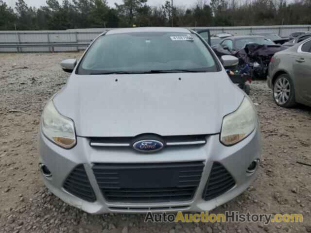 FORD FOCUS SE, 1FADP3K26DL345380