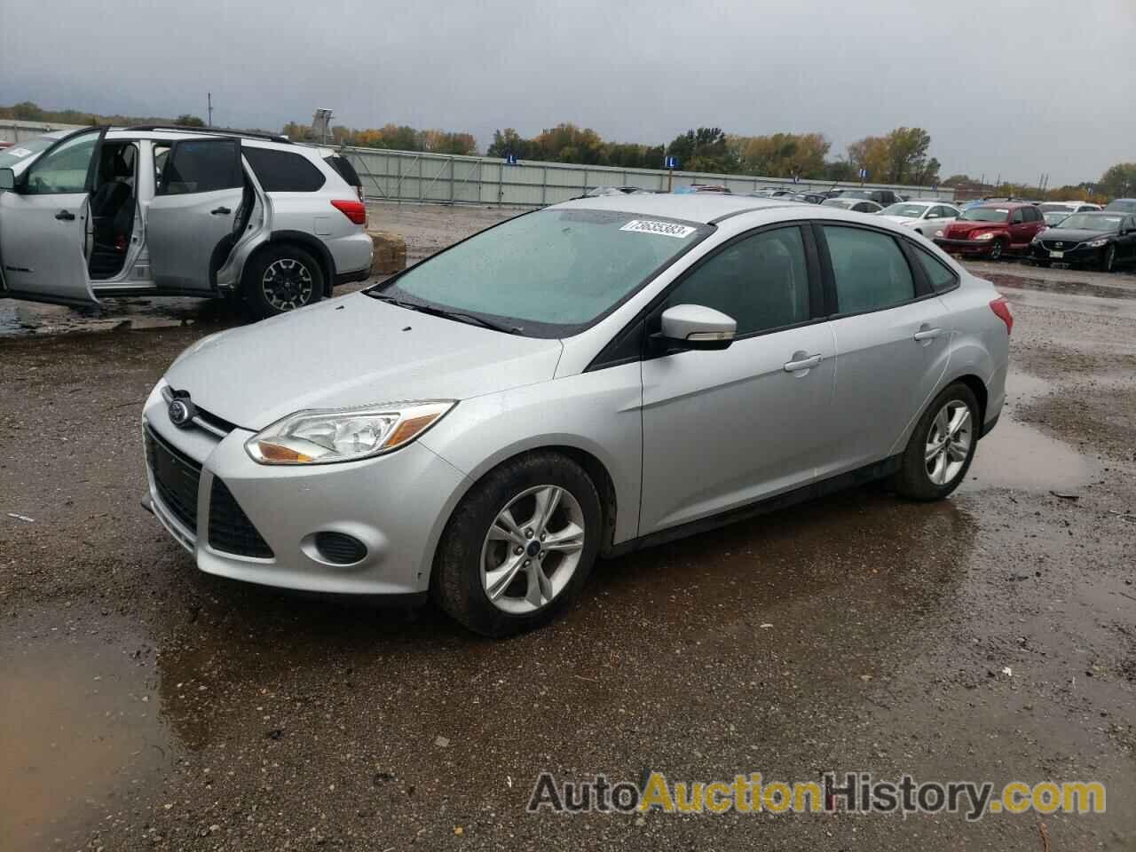 FORD FOCUS SE, 1FADP3F21EL184464