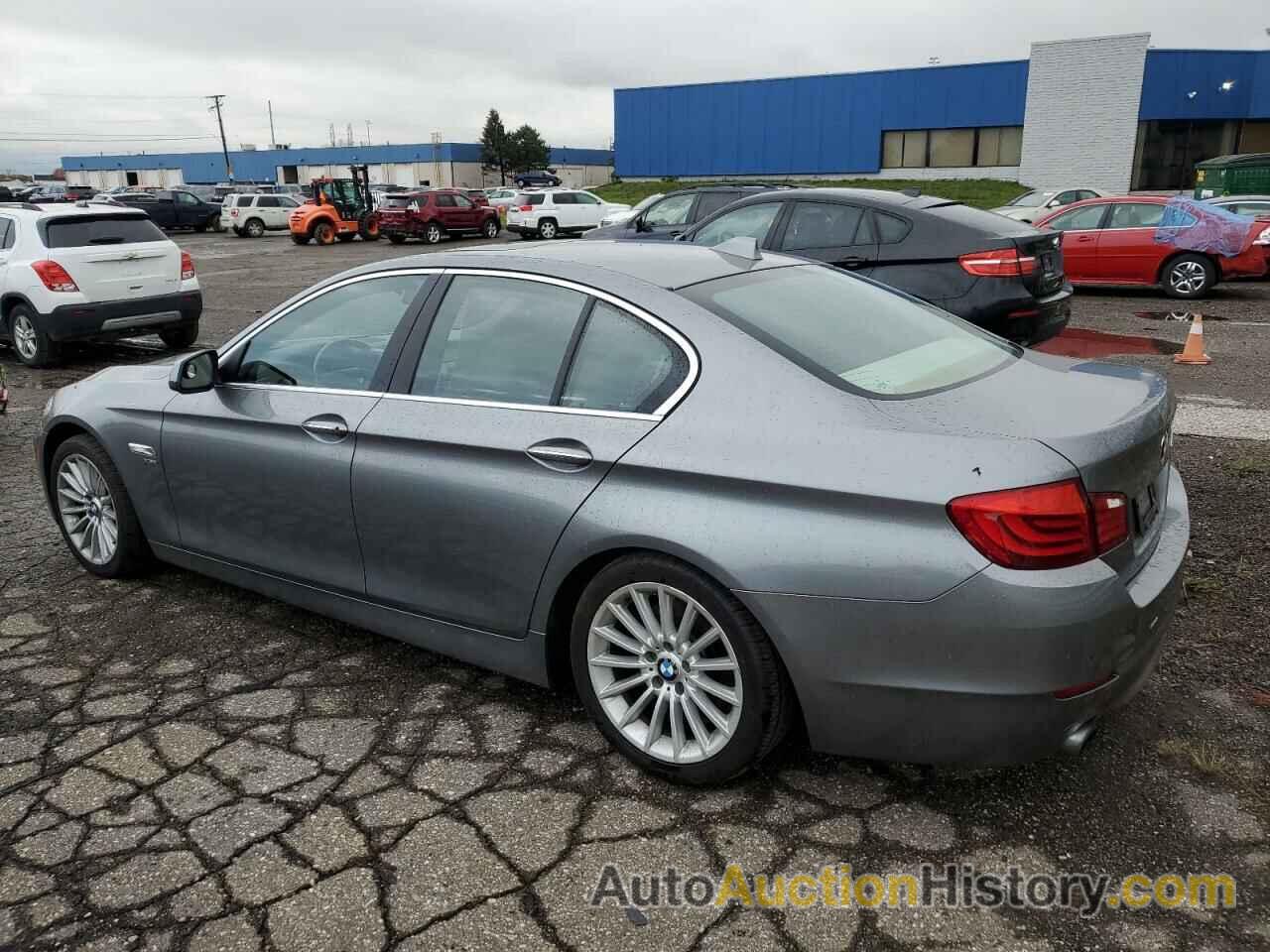 BMW 5 SERIES XI, WBAFU7C56CDU57002