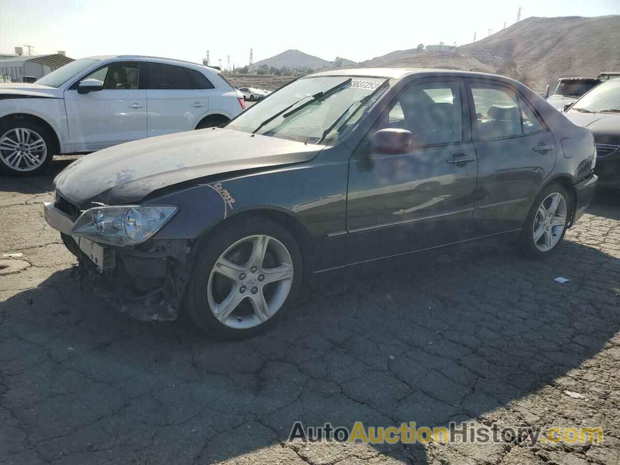 2002 LEXUS IS 300, JTHBD192520049963