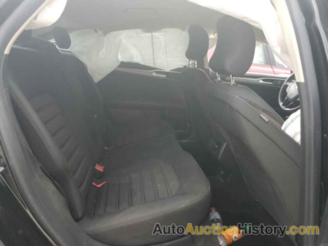 FORD FUSION SE, 3FA6P0HD1JR266180