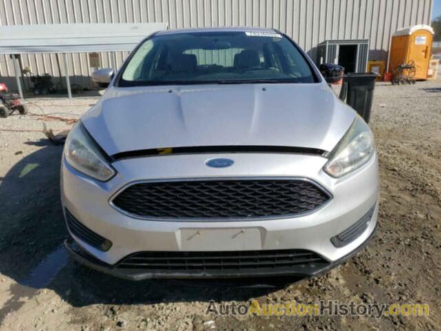 FORD FOCUS SE, 1FADP3K25FL372444