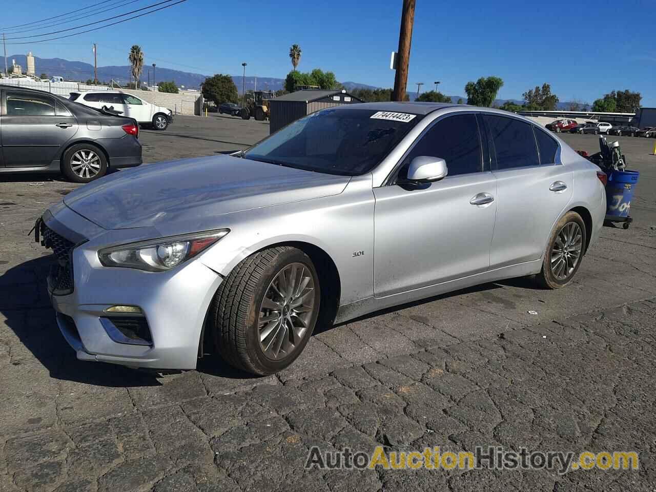 2018 INFINITI Q50 LUXE, JN1EV7APXJM590555