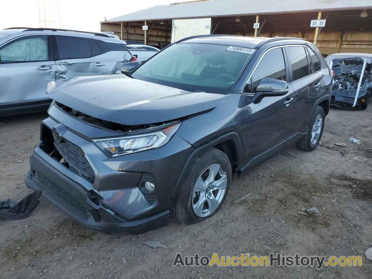 2019 TOYOTA RAV4 XLE, JTMP1RFV4KD520345