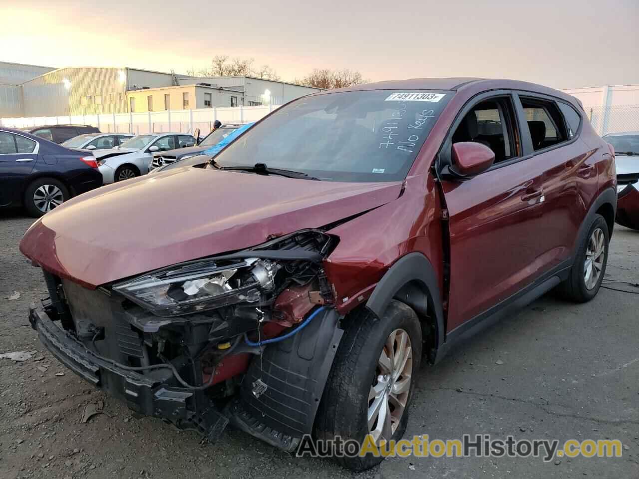 HYUNDAI TUCSON SE, KM8J2CA40KU014649