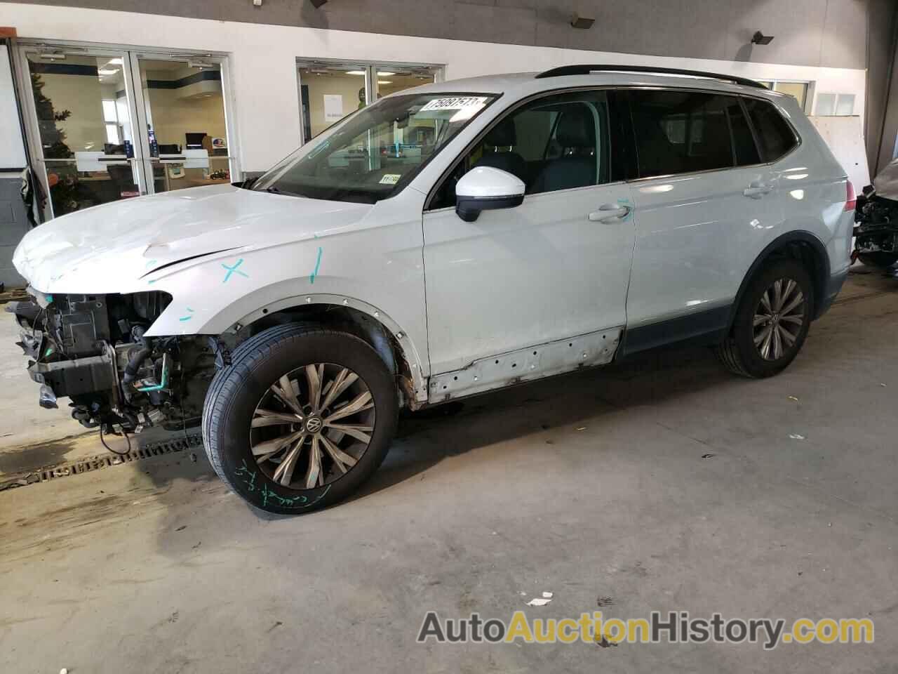 VOLKSWAGEN TIGUAN SE, 3VV2B7AX7JM115914