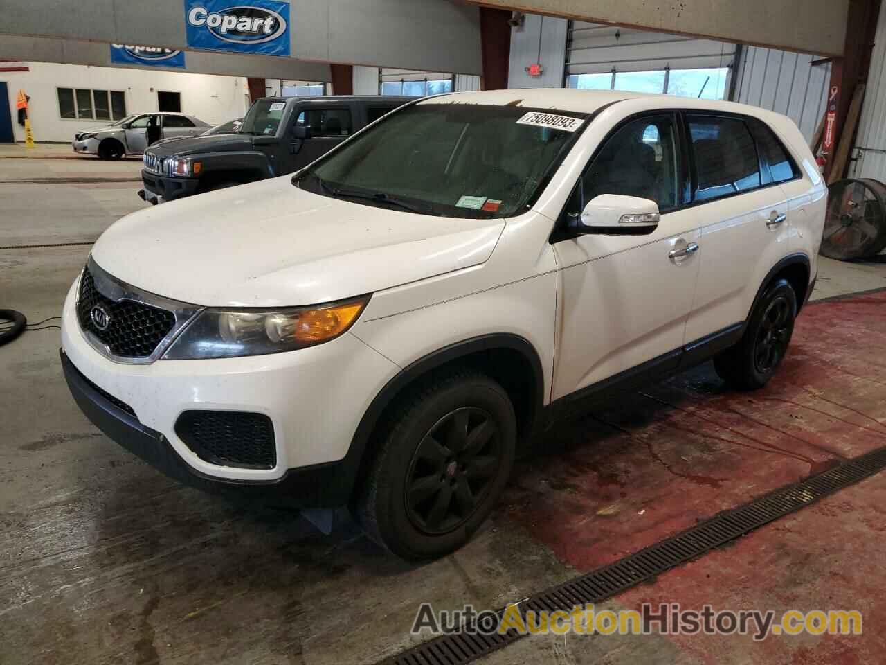 2011 KIA SORENTO BASE, 5XYKT3A12BG104205