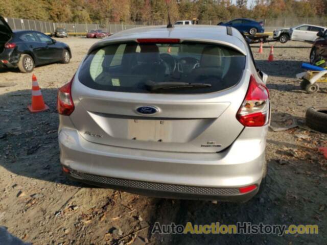 FORD FOCUS SE, 1FADP3K26DL259101