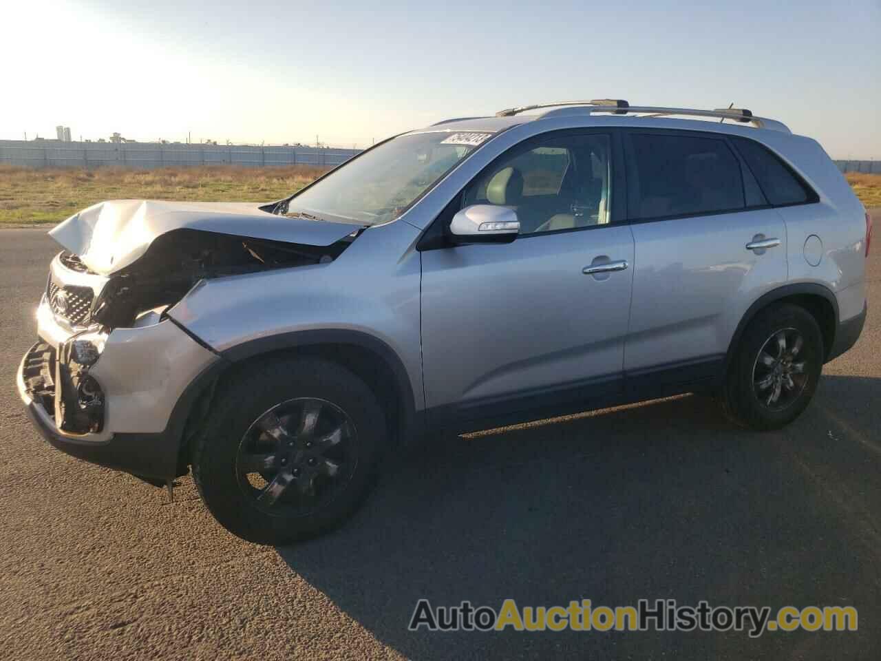 2012 KIA SORENTO BASE, 5XYKT3A62CG242405