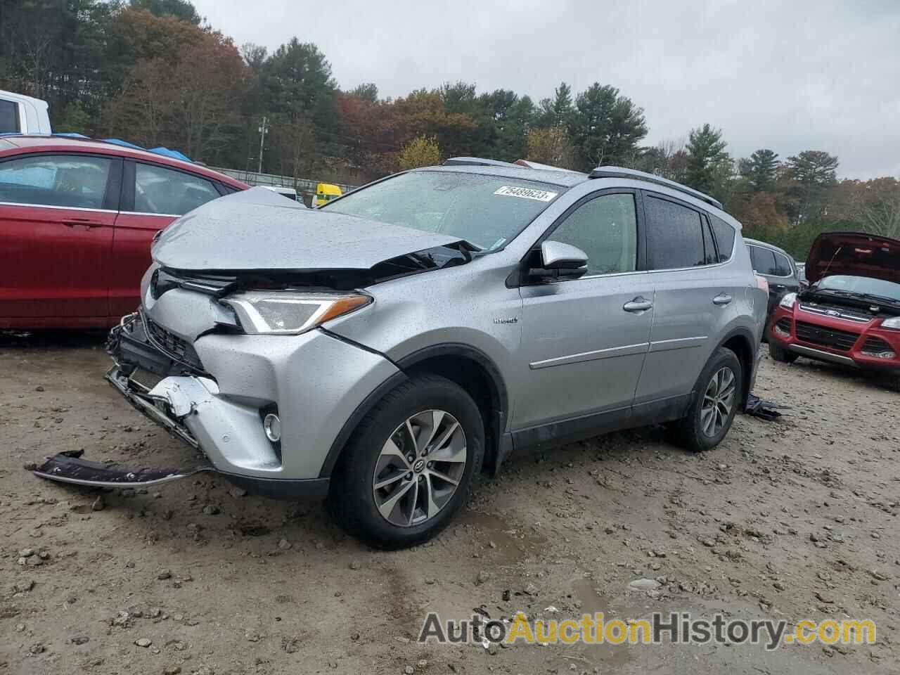 TOYOTA RAV4 LE, JTMRJREV3JD178220