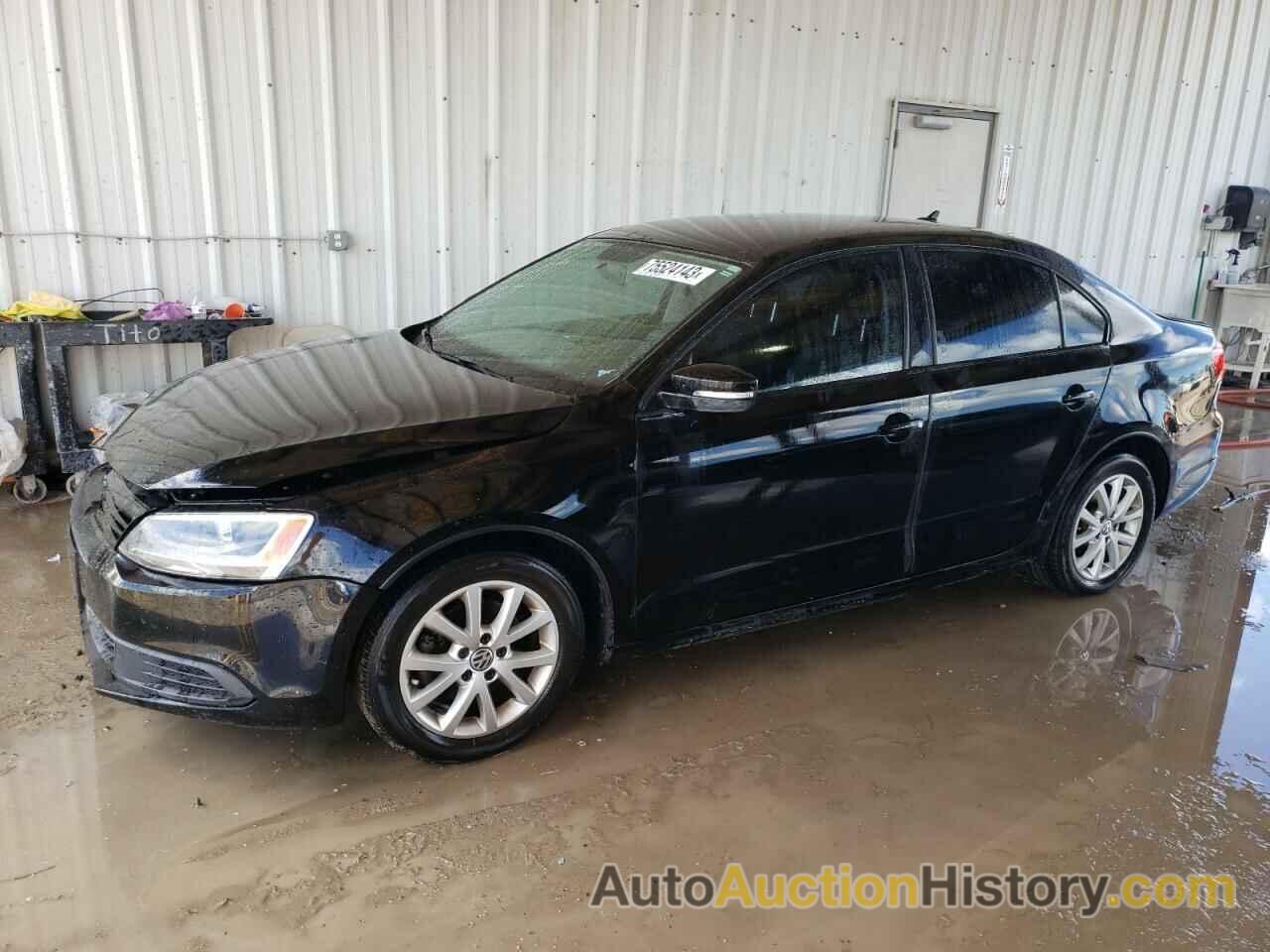 VOLKSWAGEN JETTA SE, 3VWDX7AJ4CM411249