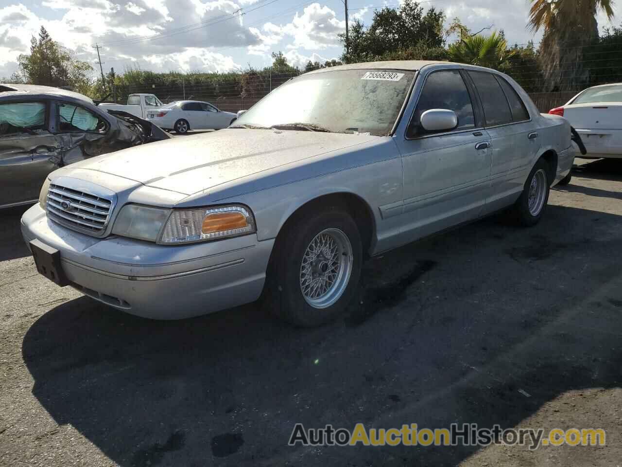 2002 FORD CROWN VIC LX, 2FAFP74W42X117717