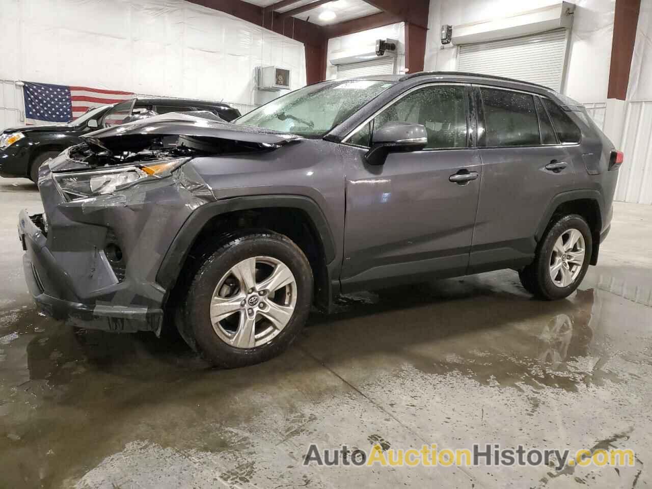 2019 TOYOTA RAV4 XLE, JTMP1RFV9KJ001342