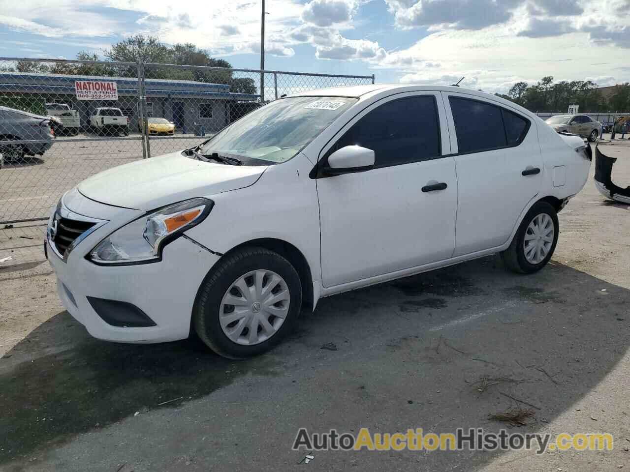 NISSAN VERSA S, 3N1CN7AP5JL845579