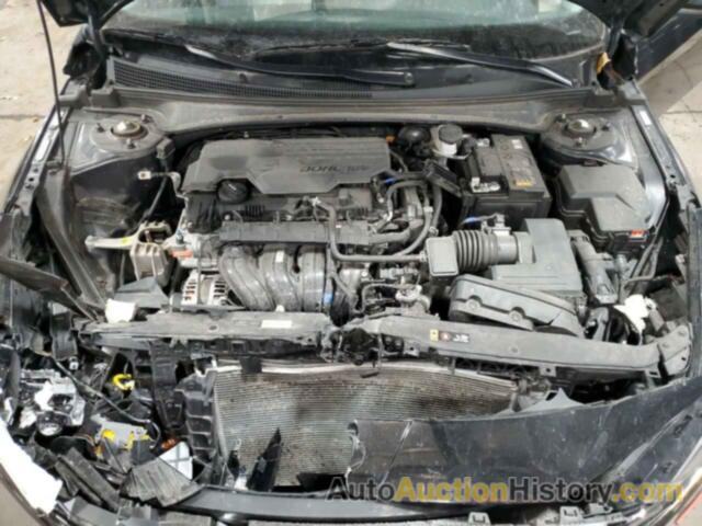 HYUNDAI ELANTRA LIMITED, KMHLP4AG3PU415128