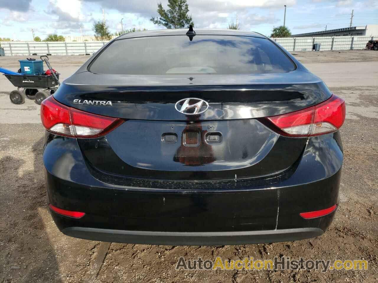 HYUNDAI ELANTRA SE, KMHDH4AE2FU236173