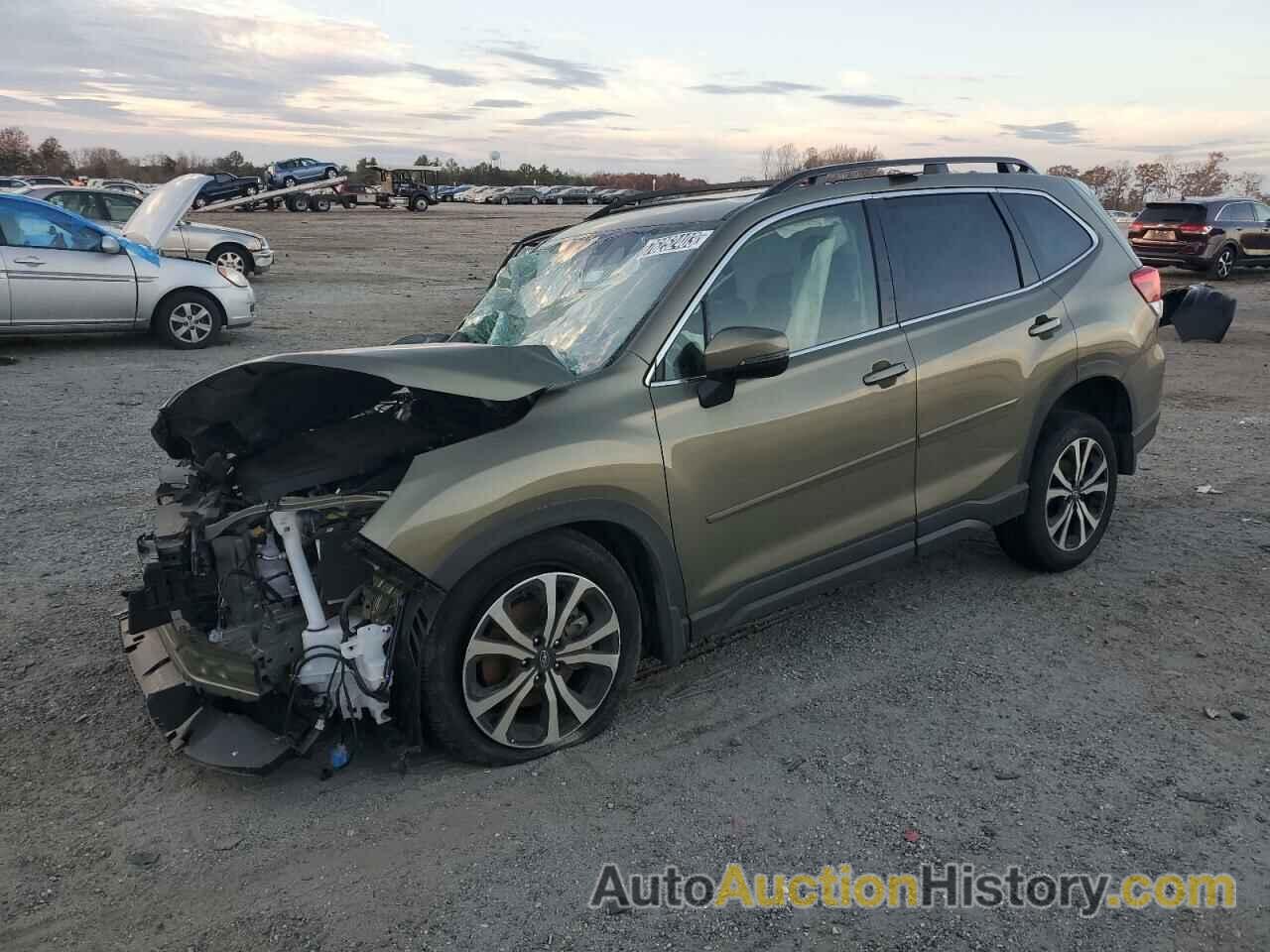 2023 SUBARU FORESTER LIMITED, JF2SKAPC2PH428741