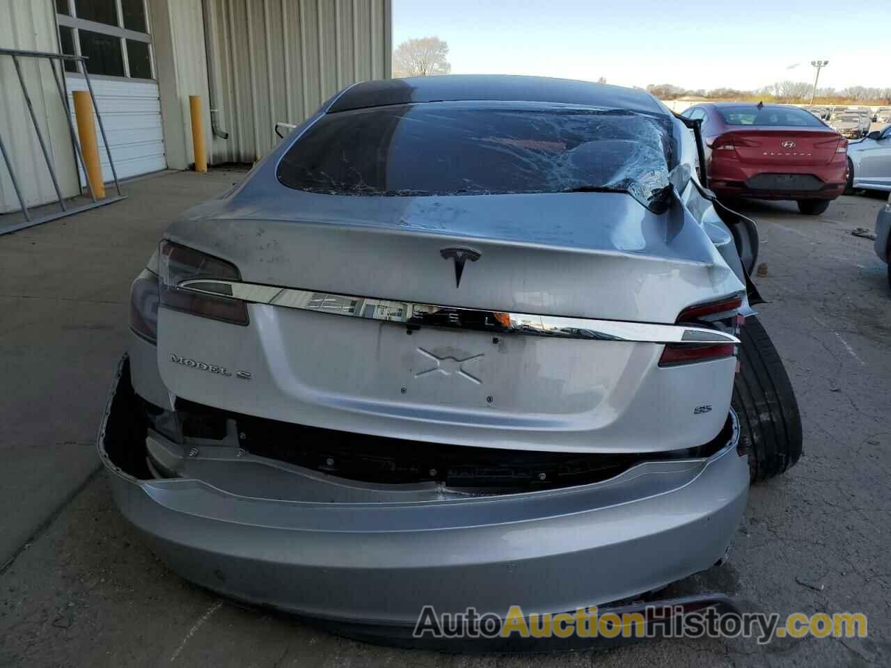 TESLA MODEL S, 5YJSA1H1XEFP39703