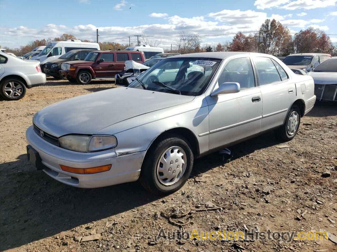 1992 TOYOTA CAMRY LE, 4T1SK12EXNU037456