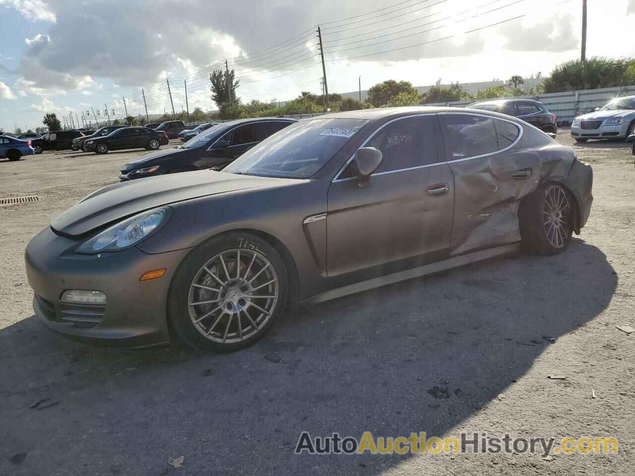 2012 PORSCHE PANAMERA S, WP0AB2A77CL061676