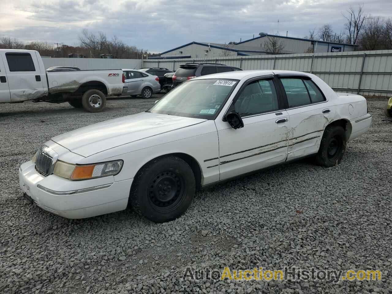 2000 MERCURY GRMARQUIS GS, 2MEFM74W0YX617058