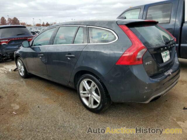 VOLVO V60 PLATINUM, YV126MED2F1205858