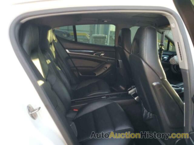 PORSCHE PANAMERA 2, WP0AA2A74DL016201