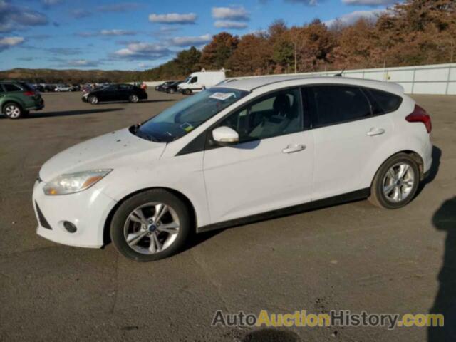 FORD FOCUS SE, 1FADP3K26DL237227