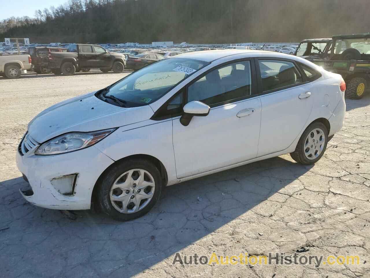 FORD FIESTA S, 3FADP4AJXCM131388