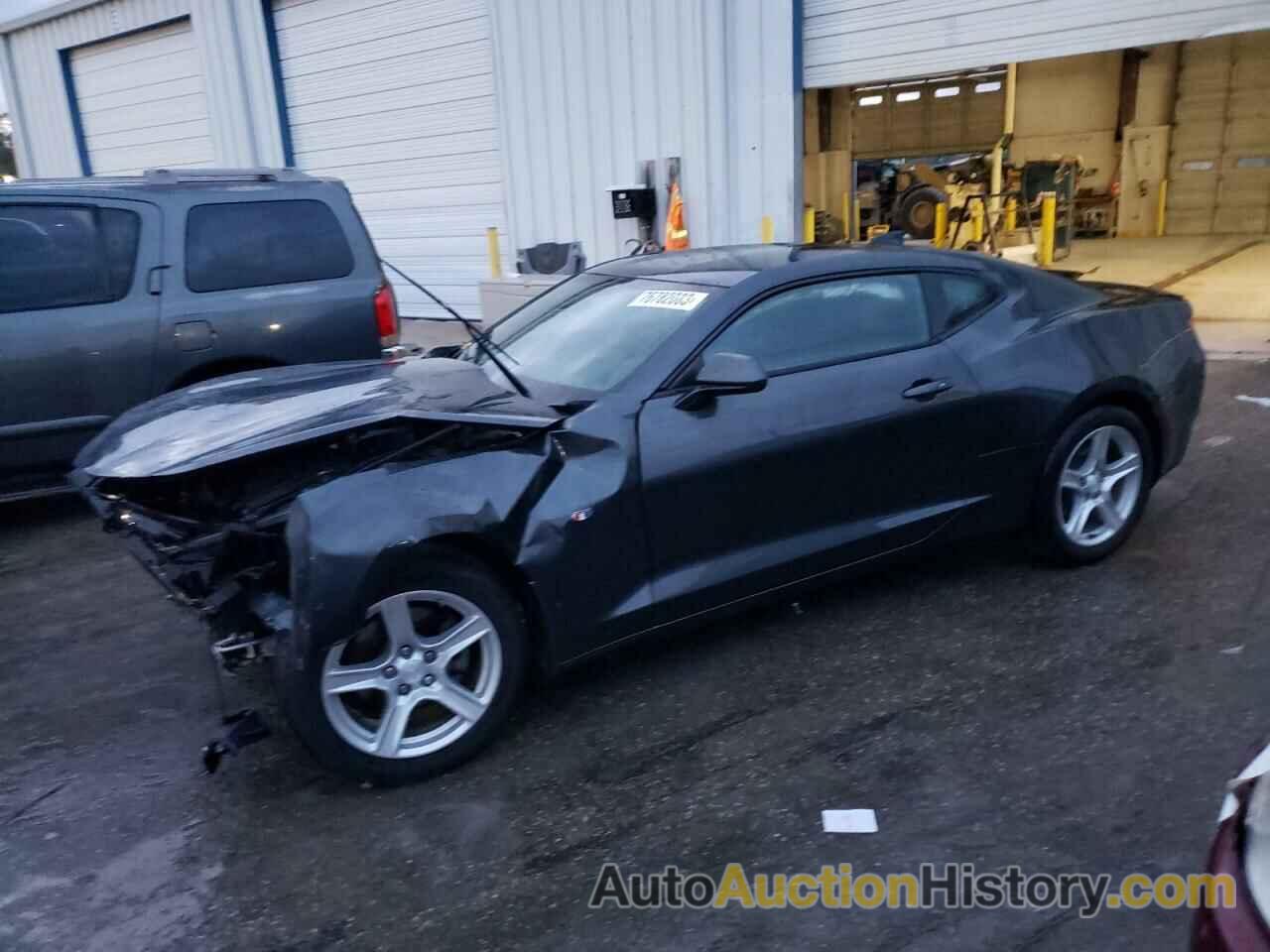 CHEVROLET CAMARO LT, 1G1FB1RX2J0176567