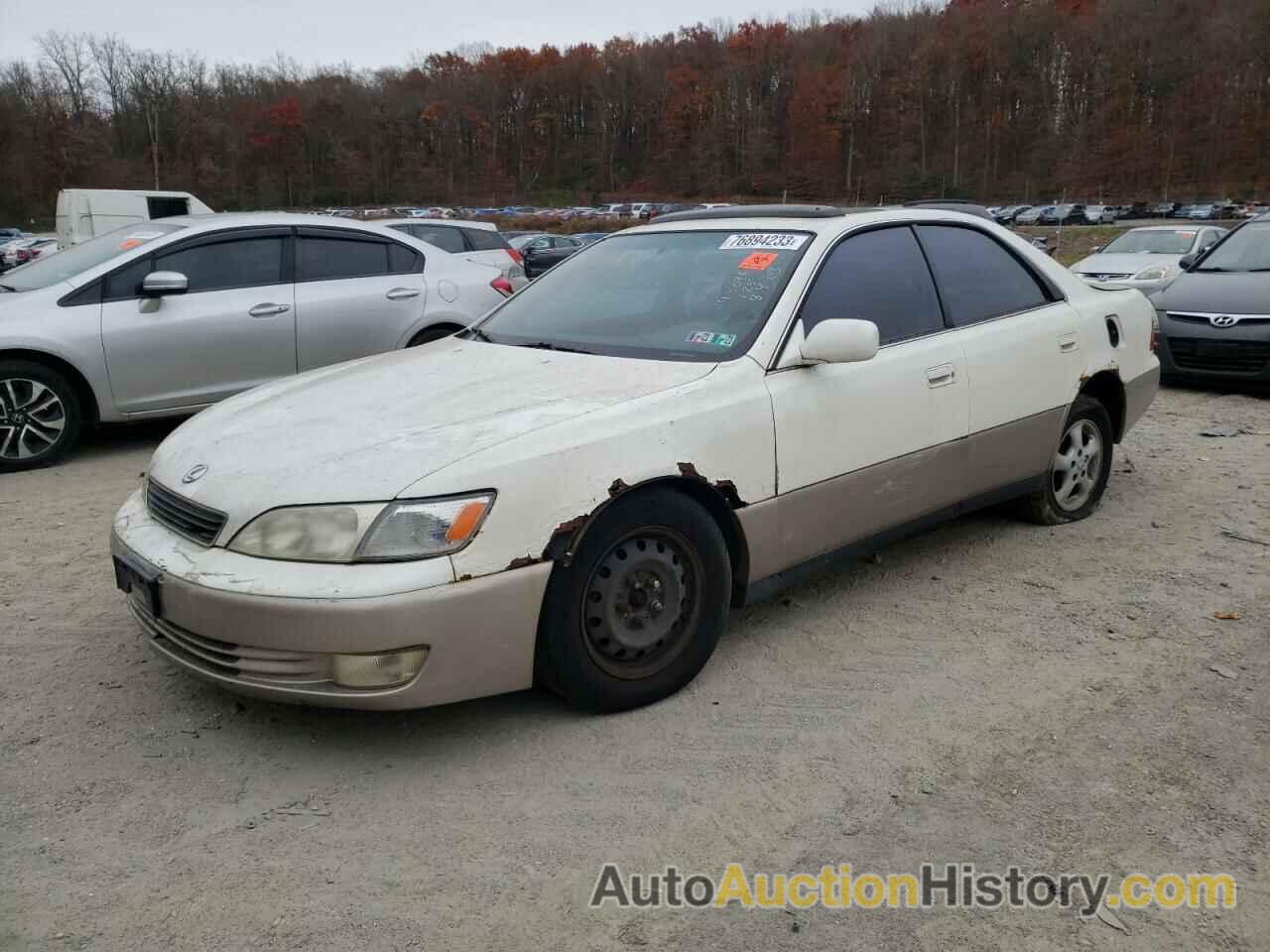 1998 LEXUS ES300 300, JT8BF28G3W5043651