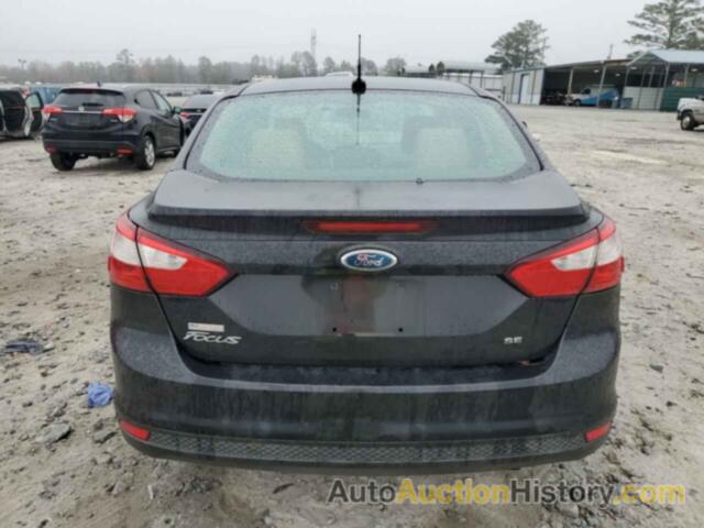 FORD FOCUS SE, 1FAHP3F28CL157695