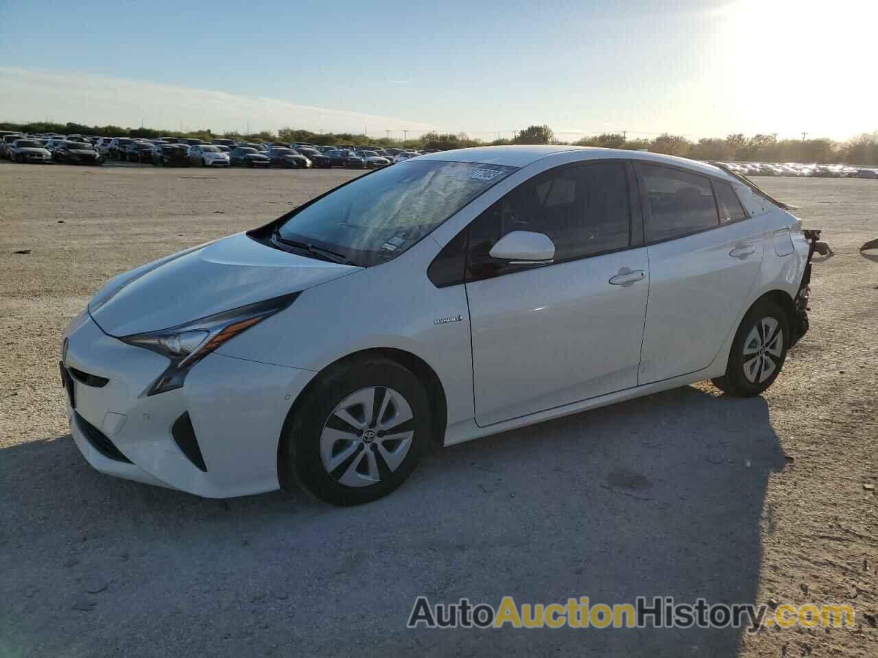 TOYOTA PRIUS, JTDKBRFU4J3063152