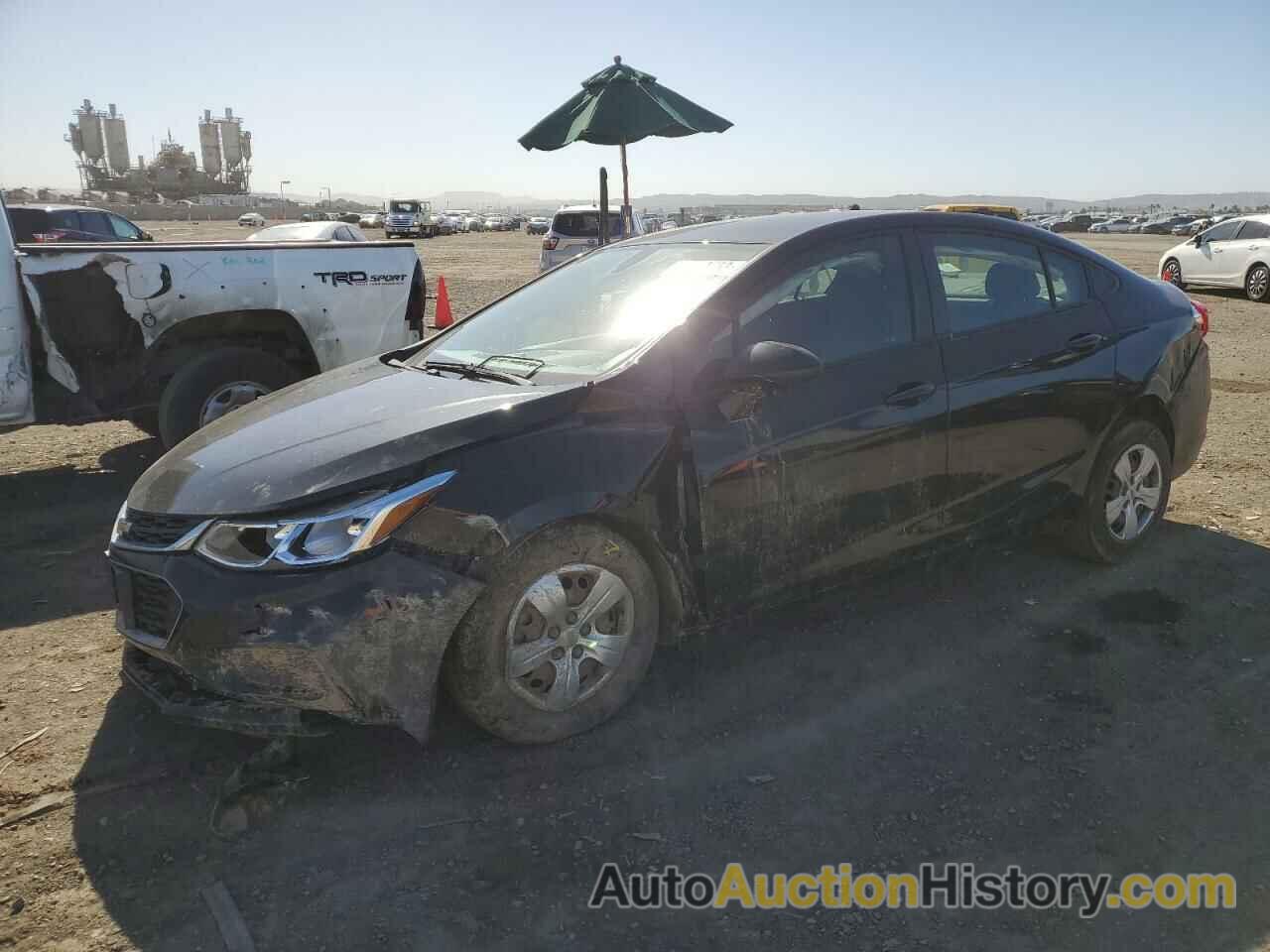 CHEVROLET CRUZE LS, 1G1BC5SM9J7192534