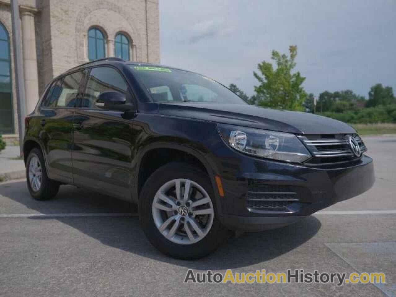 2017 VOLKSWAGEN TIGUAN S, WVGAV7AXXHW510922