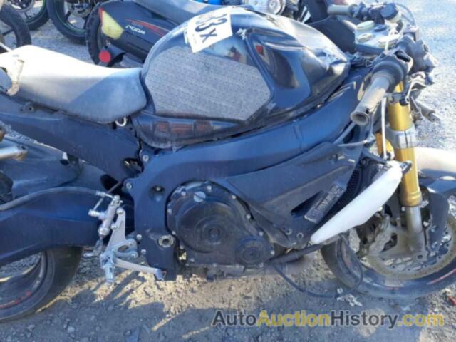 SUZUKI GSX750, JS1GR7MA5C2101344