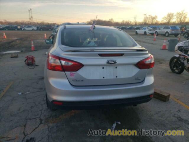 FORD FOCUS SE, 1FAHP3F20CL402750