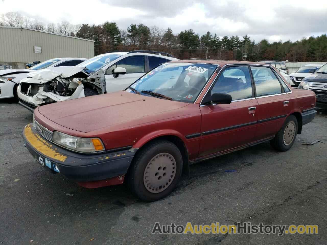 1989 TOYOTA CAMRY DLX, 4T1SV21E0KU032602