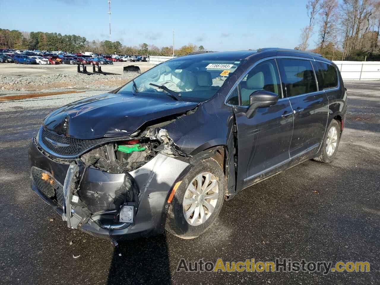 CHRYSLER PACIFICA TOURING L, 2C4RC1BG4KR617652