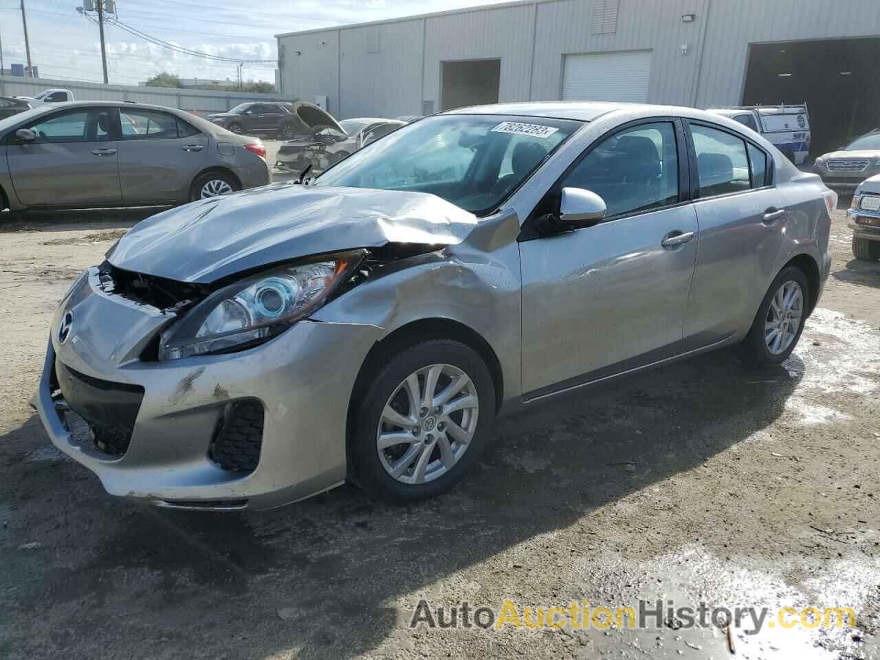 MAZDA 3 I, JM1BL1V7XC1617027