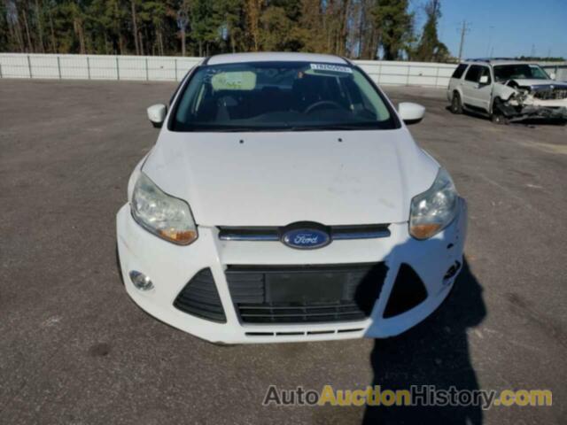 FORD FOCUS SE, 1FAHP3F29CL315140