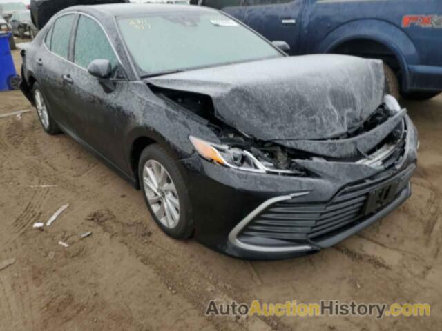 TOYOTA CAMRY LE, 4T1C11BK0NU055736