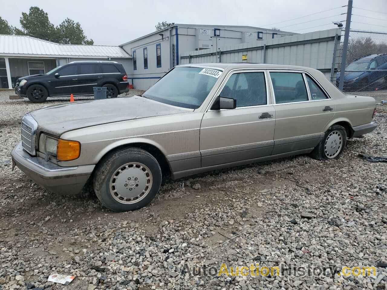 MERCEDES-BENZ 560-CLASS SEL, WDBCA39D2HA327022